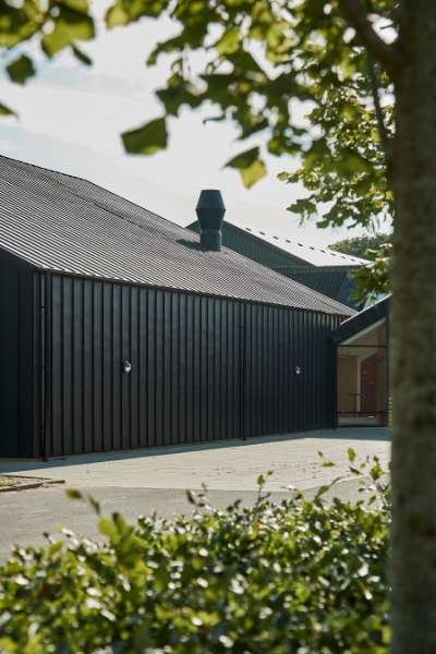 Moderigtig motionsbeklædning, Trælundvej 3, 7400 Herning